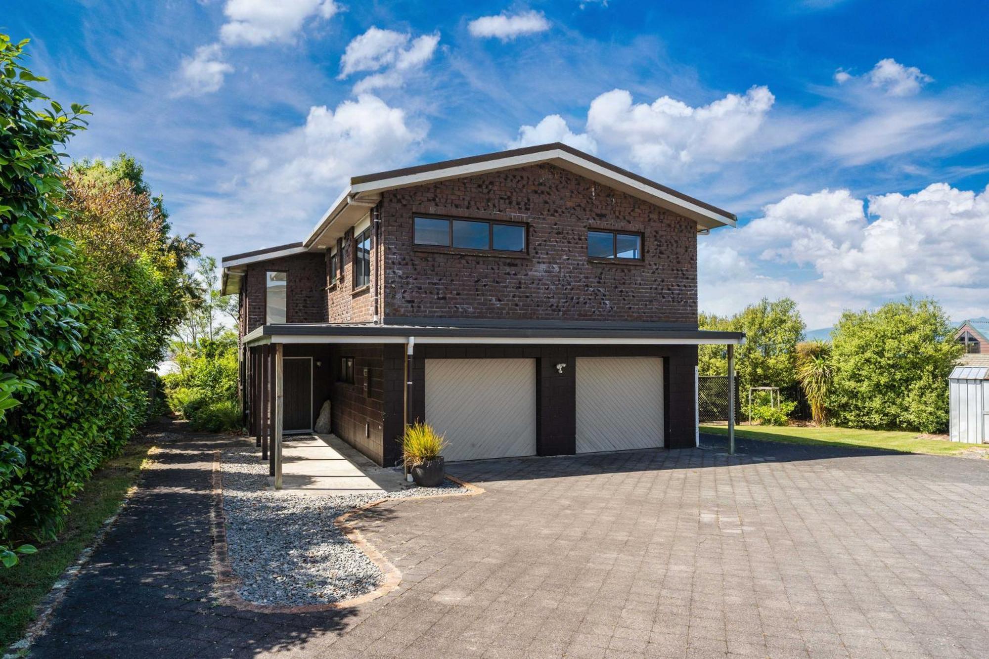 Ngaio Views - Lake Taupo Holiday Home Exterior foto